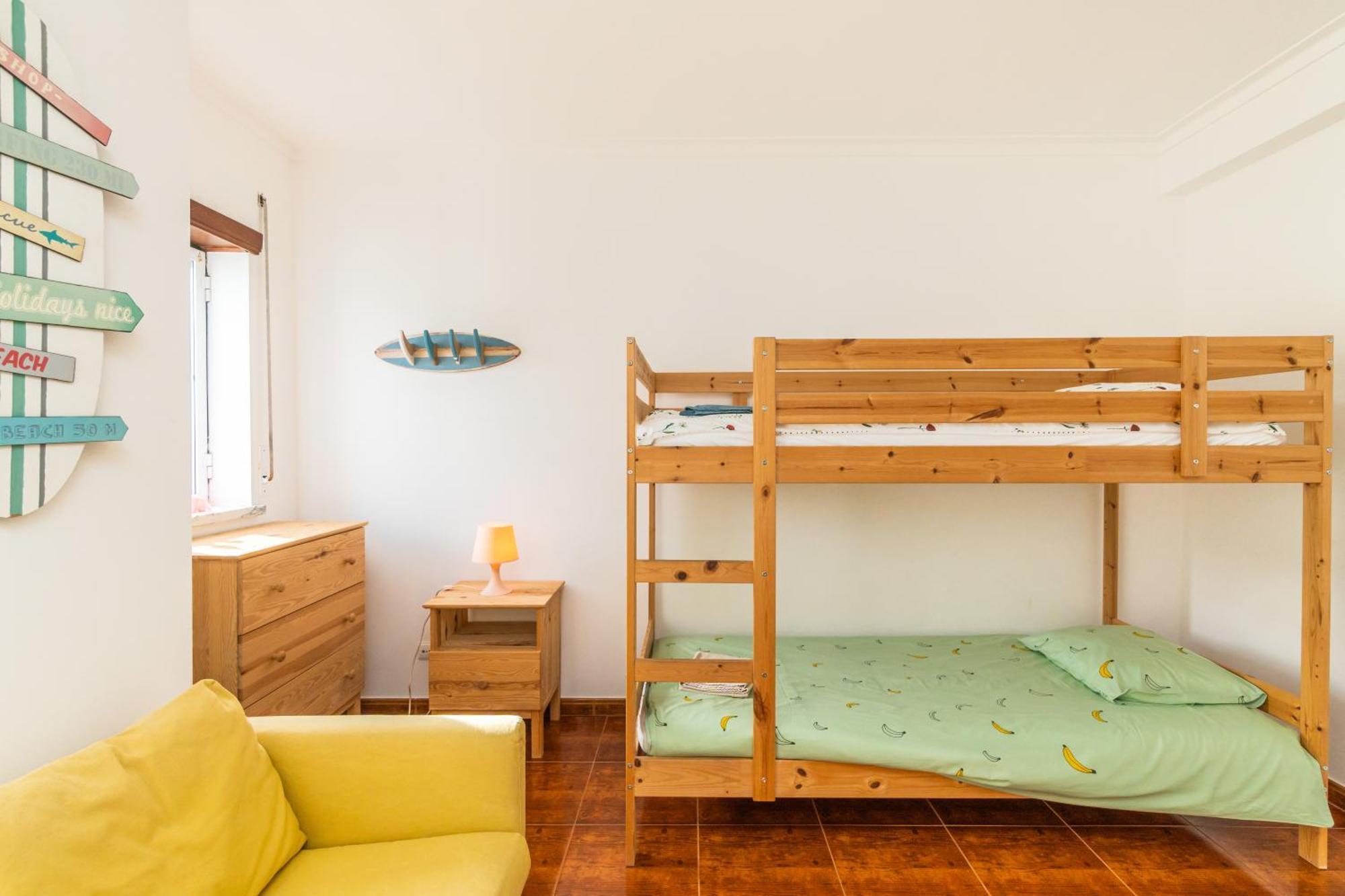 Villa Baleal Happiness Surf House Ferrel  Esterno foto