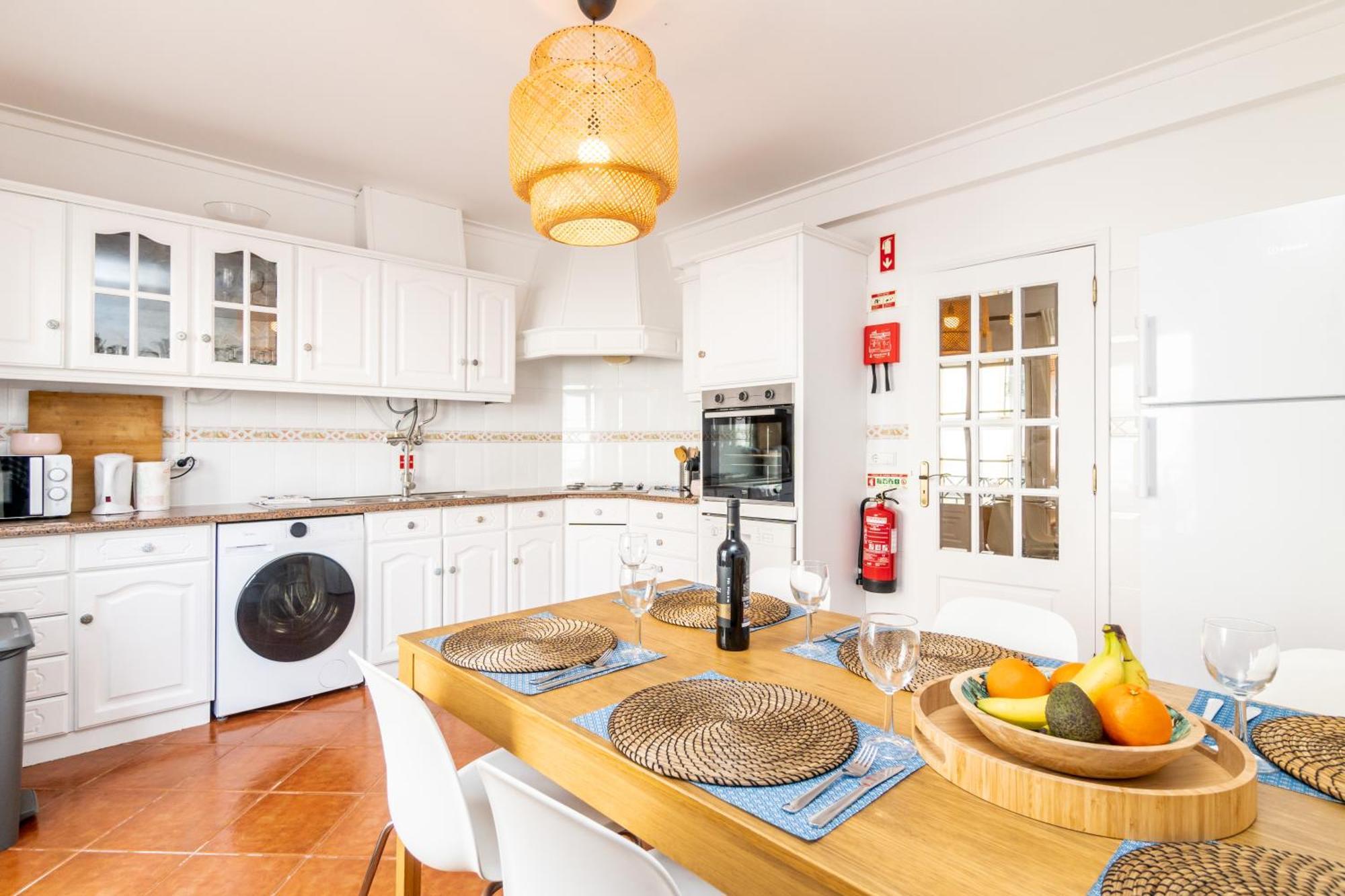 Villa Baleal Happiness Surf House Ferrel  Esterno foto