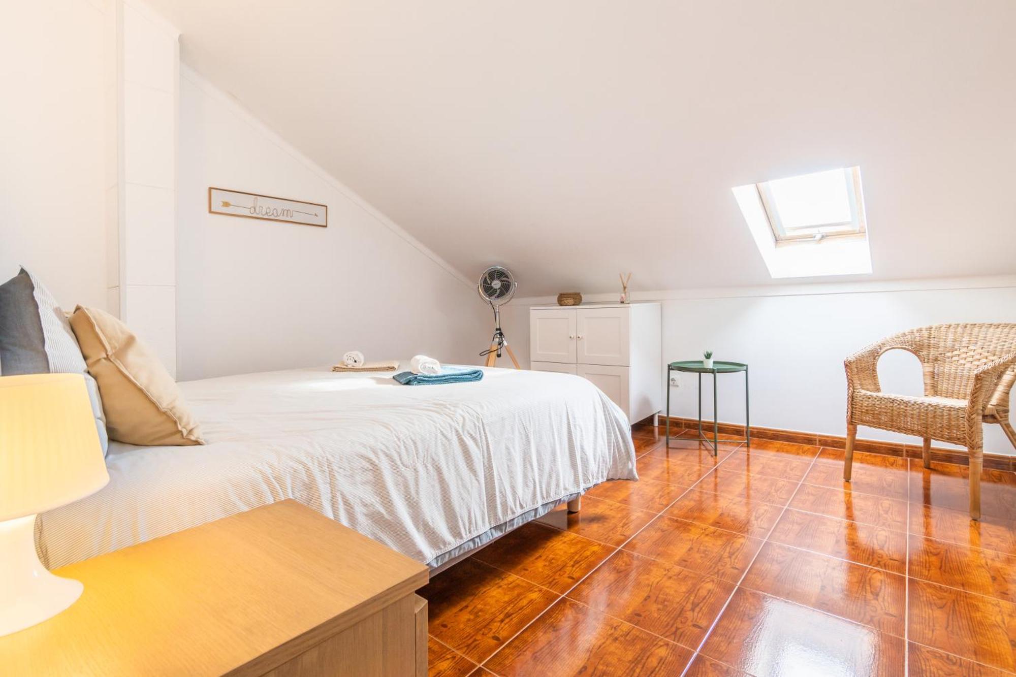 Villa Baleal Happiness Surf House Ferrel  Esterno foto