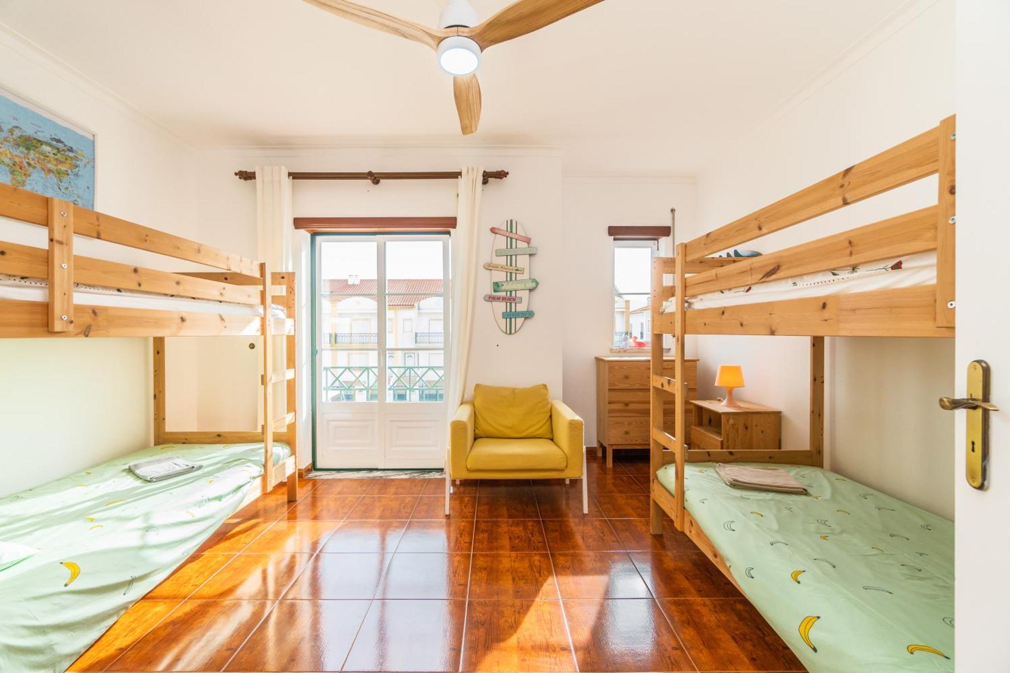 Villa Baleal Happiness Surf House Ferrel  Esterno foto