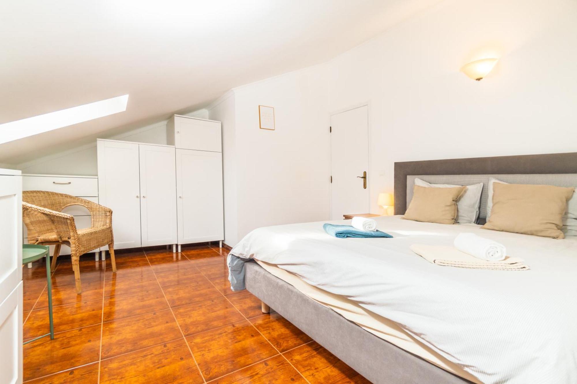 Villa Baleal Happiness Surf House Ferrel  Esterno foto